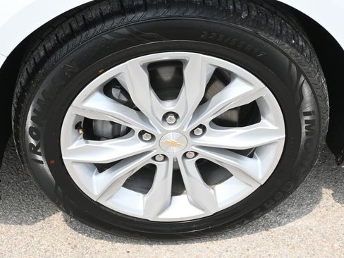 Used 2024 Chevrolet Malibu LT FWD image 7