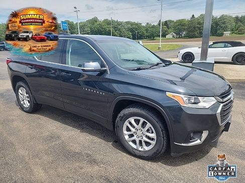 Used 2021 Chevrolet Traverse LT AWD/4WD image 7