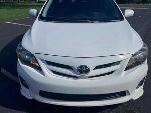 Used 2013 Toyota Corolla S FWD image 5