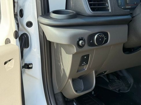 New 2026 Ford Transit 250 148 Medium Roof RWD image 13