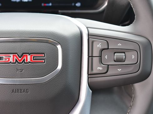 New 2026 GMC Sierra 1500 SLE w/ Preferred Package RWD image 18