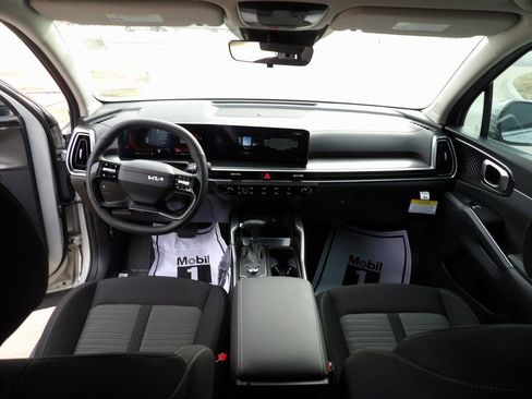 New 2026 Kia Sorento LX image 26