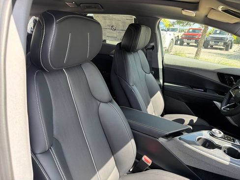 New 2027 Cadillac Optiq Premium Sport w/ LPO, ONYX Package AWD/4WD image 44