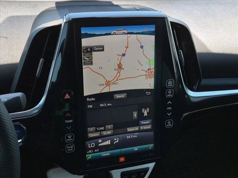 Used 2018 Toyota Prius Prime Advanced FWD image 11