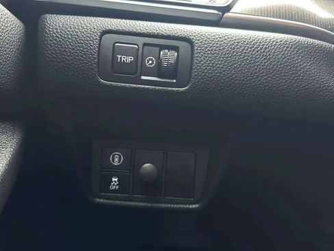 Used 2018 Honda Accord Sport image 28