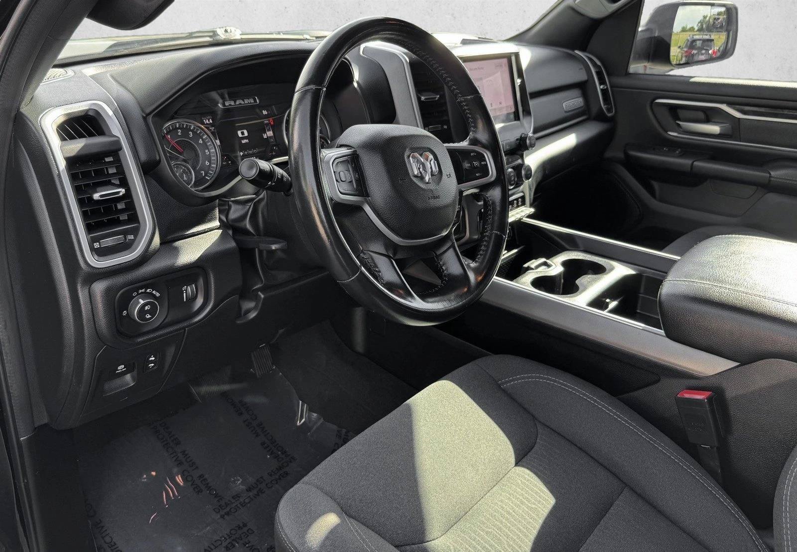 Used 2022 RAM 1500 Big Horn AWD/4WD image 11