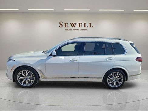 Used 2026 BMW X7 xDrive40i AWD/4WD image 2