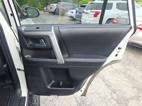 Used 2019 Toyota 4Runner SR5 Premium AWD/4WD image 33