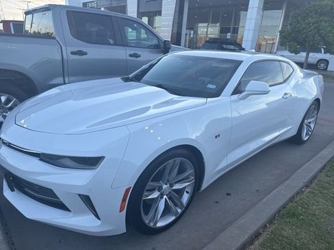 Used 2017 Chevrolet Camaro LT image 2