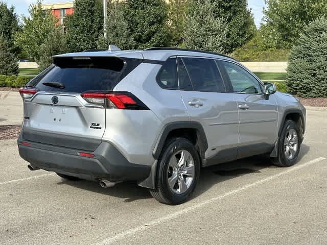 Used 2022 Toyota RAV4 XLE w/ Convenience Package AWD/4WD image 32