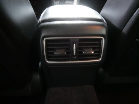 Used 2023 INFINITI Q50 Luxe AWD/4WD image 22