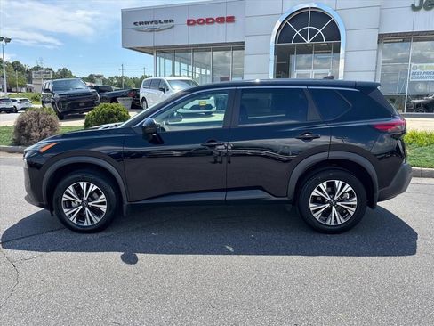 Used 2022 Nissan Rogue SV AWD/4WD image 23