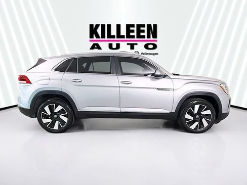 Used 2024 Volkswagen Atlas Cross Sport SEL AWD/4WD image 8