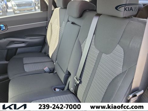 New 2026 Kia Sorento LX FWD image 11