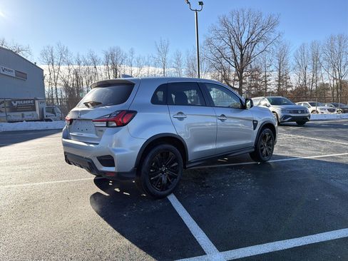 Used 2025 Mitsubishi Outlander Sport ES image 6