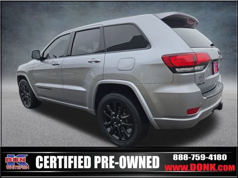 Certified 2021 Jeep Grand Cherokee Laredo X image 6