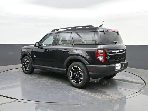 Used 2023 Ford Bronco Sport Outer Banks w/ Tech Package AWD/4WD image 5