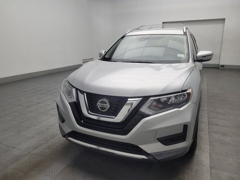 Used 2019 Nissan Rogue SV FWD image 15