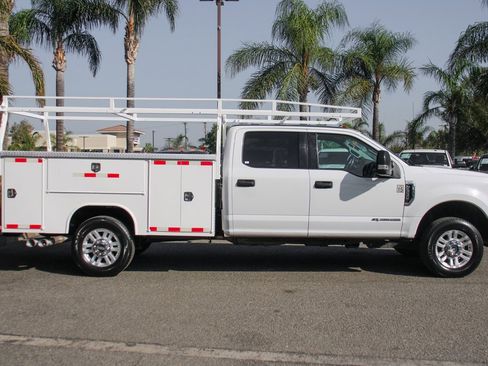 Used 2019 Ford F350 XLT image 10