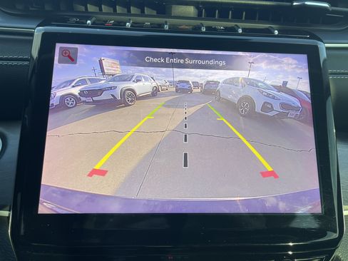 Used 2023 Jeep Grand Cherokee L Limited w/ Black Appearance Package image 27