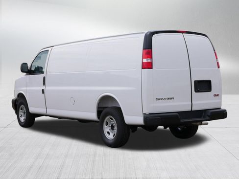 New 2026 GMC Savana 3500 Extended w/ Driver Convenience Package RWD image 3