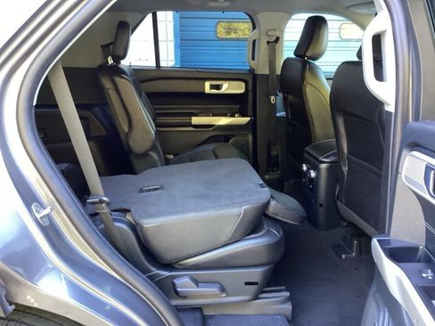 Used 2022 Ford Explorer Limited w/ Equipment Group 301A image 45