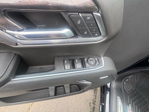 New 2026 Chevrolet Silverado 1500 LTZ w/ LTZ Premium Package AWD/4WD image 15