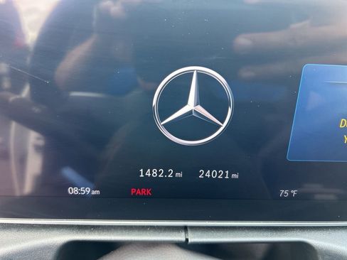 Used 2025 Mercedes-Benz C 300 Sedan image 47