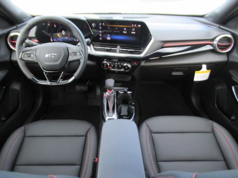 New 2026 Chevrolet Trax RS w/ Driver Confidence Package image 13