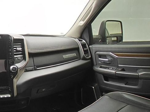 Used 2024 RAM 2500 Laramie image 26
