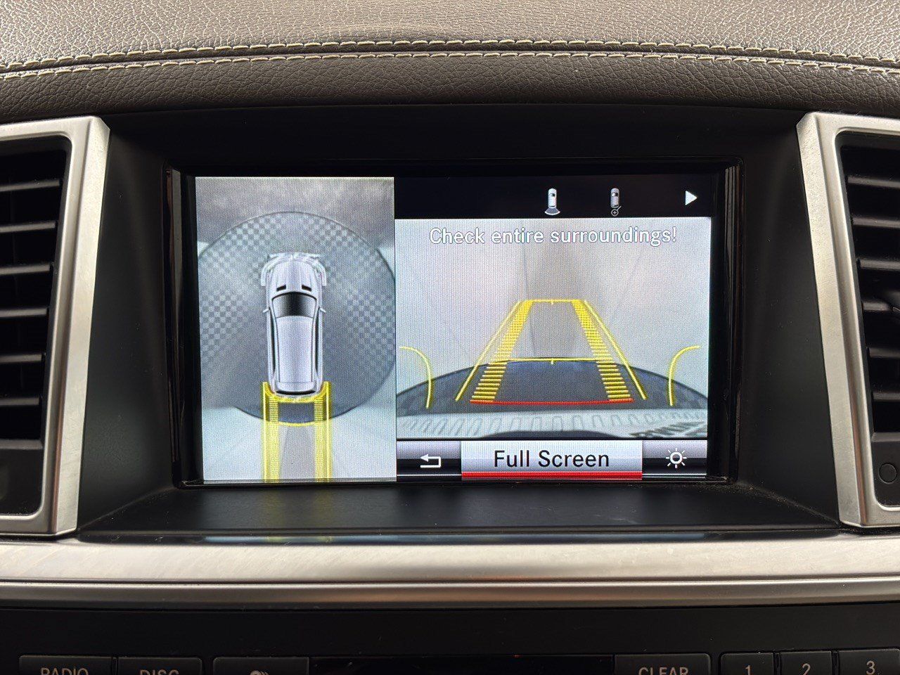 Used 2014 Mercedes-Benz GL 450 4MATIC image 24
