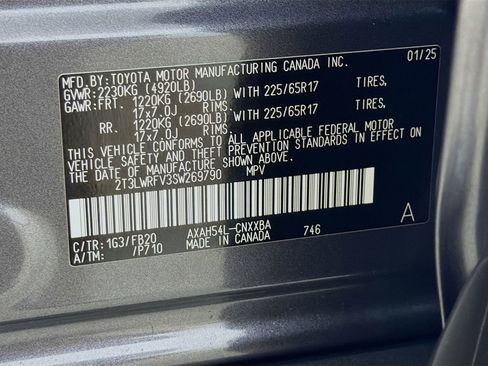 Used 2025 Toyota RAV4 LE AWD/4WD image 28