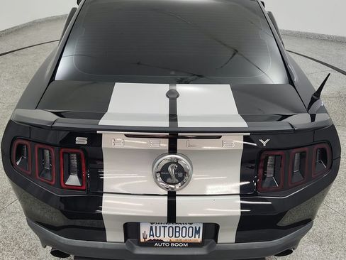 Used 2010 Ford Mustang Shelby GT500 RWD image 20