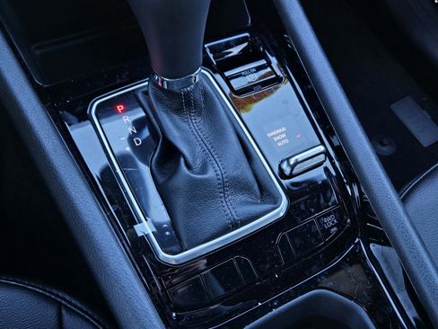 New 2026 Jeep Compass Latitude image 28