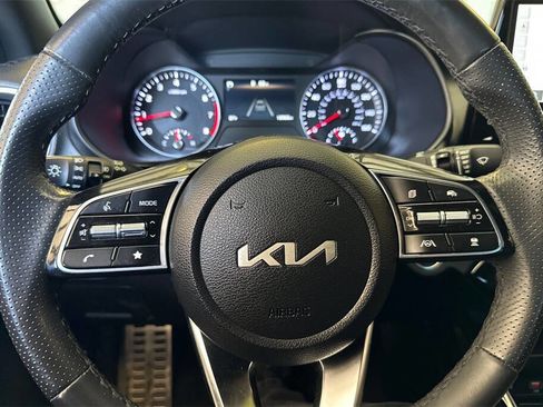 Used 2024 Kia Forte GT-Line image 23