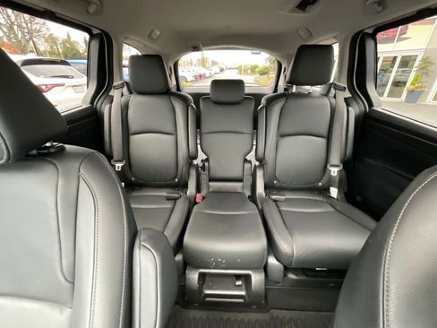 Used 2025 Honda Odyssey EX-L image 22