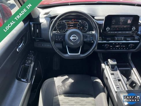 Used 2022 Nissan Pathfinder SV FWD image 13