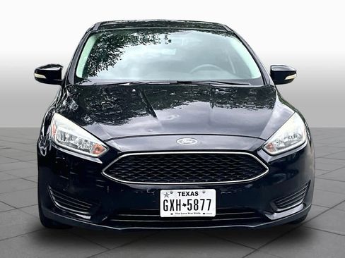 Used 2016 Ford Focus SE image 4