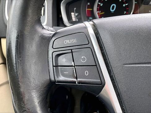 Used 2015 Volvo S60 T5 Premier image 26