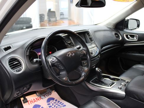 Used 2019 INFINITI QX60 Luxe w/ Essential Package image 9