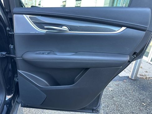 Used 2023 Cadillac XT5 Sportv w/ Technology Package AWD/4WD image 31