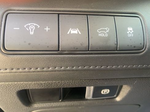 Certified 2022 Hyundai Santa Fe Limited image 21