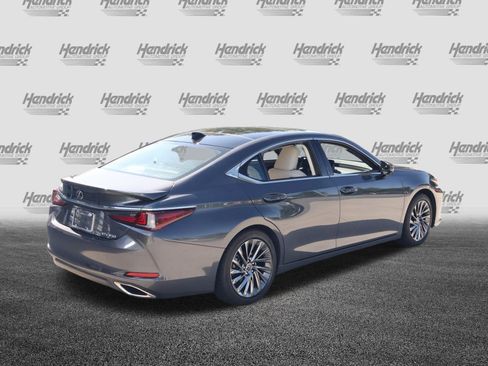 Used 2024 Lexus ES 350 Ultra Luxury w/ Accessory Package (Z2) FWD image 9