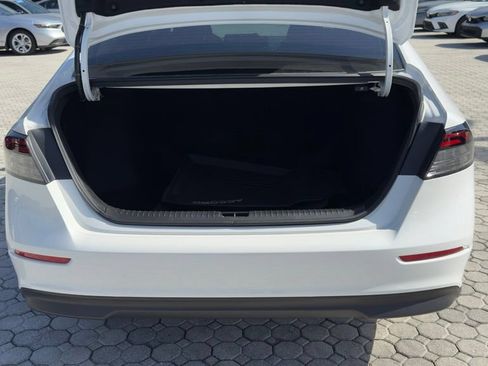 Used 2025 Honda Accord LX image 16