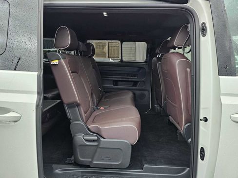 Used 2025 Volkswagen ID. Buzz Pro S image 14