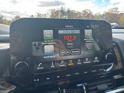 Used 2025 Nissan Pathfinder Platinum w/ Cargo Package AWD/4WD image 36