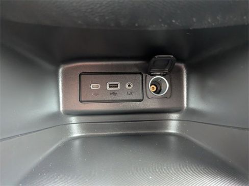 Used 2022 Chevrolet Equinox LT image 21