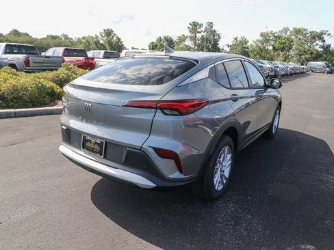New 2025 Buick Envista Preferred w/ Convenience I Package FWD image 9