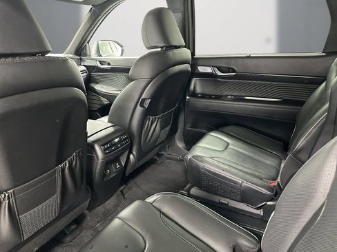 Used 2024 Hyundai Palisade Calligraphy FWD image 16