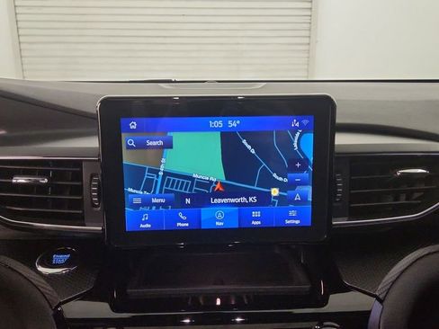 Used 2023 Ford Explorer ST-Line w/ Class IV Trailer Tow Package image 30